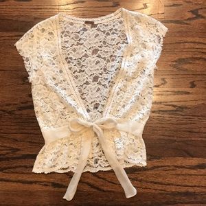 Lace wrap front-tie shirt